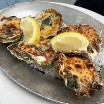 Sam's Chowder House - Seafood Near Me - Half Moon Bay, California