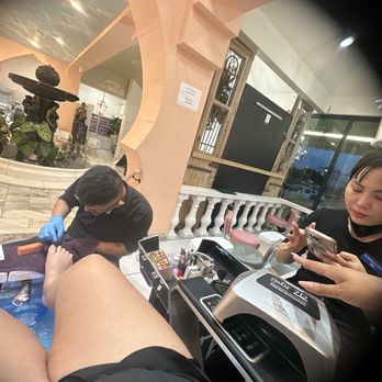 Renaissance Nails Spa - Nail Salons Near Me - New Braunfels, Texas
