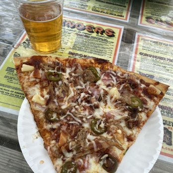 Grinders - BBQ pizza - Pizza Near Me - Kansas City, Missouri