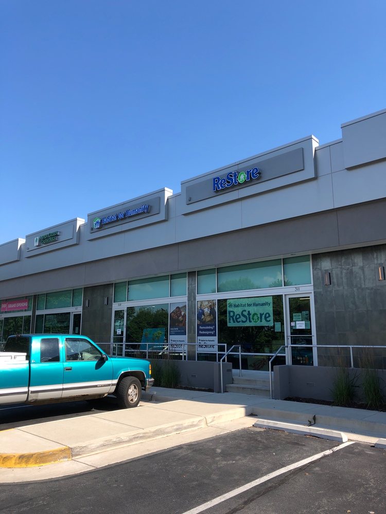 HABITAT FOR HUMANITY RESTORE Herndon, Virginia Thrift Stores