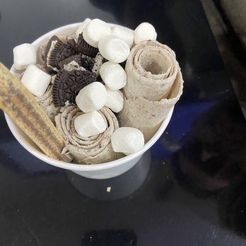 Let's Roll Ice Cream - 2. Cup of Oreo Cookie Blast Ice Cream Roll - Ice Cream & Frozen Yogurt Near Me - Irving, Texas