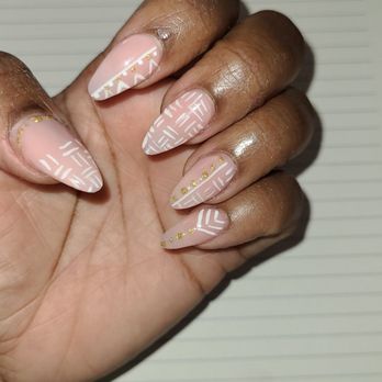 Esta Nail Spa - Acrylic set with gel polish and design by Yen - Nail Salons Near Me - Menifee, California Esta Nail Spa - Acrylic set with gel polish and design by Yen - Nail Salons Near Me - Menifee, California