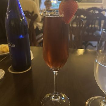Terrace & Goodwin Rooms - Abby's rose - American Near Me - Williamsburg, Virginia Terrace & Goodwin Rooms - Abby's rose - American Near Me - Williamsburg, Virginia
