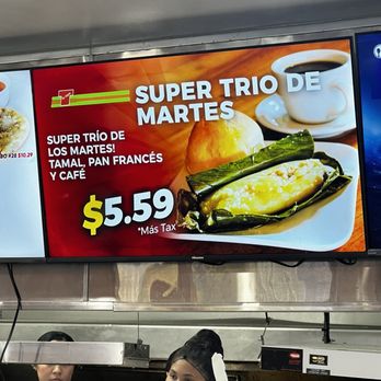 La Tapachulteca - Super Trio de Martes - Bakeries Near Me - Los Angeles, California
