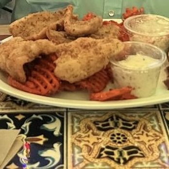Shoots Bar & Grill - Bars Near Me - Suamico, Wisconsin