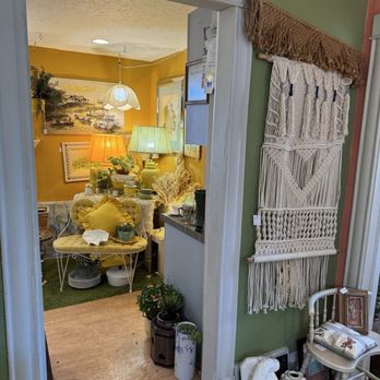 E's Emporium - Furniture Stores Near Me - Minneapolis, Minnesota E's Emporium - Furniture Stores Near Me - Minneapolis, Minnesota