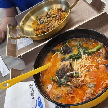 Mala Mini - Mala hot pot & Mala stit fry hot pot - Hot Pot Near Me - Palisades Park, New Jersey
