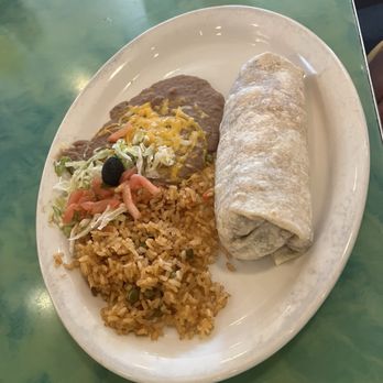 La Casa Blanca - Shredded Chicken Burrito Plate - Mexican Near Me - Chandler, Arizona