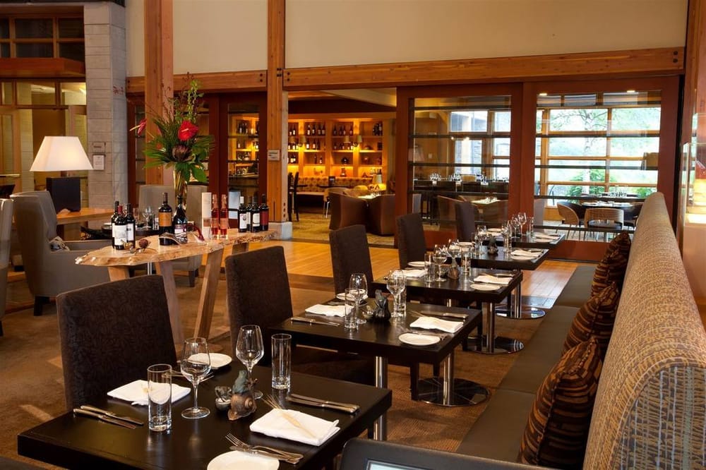 Copperleaf Restaurant & Bar