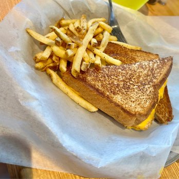 Grub Burger Bar - Kids Grilled Cheese - Burgers Near Me - College Station, Texas Grub Burger Bar - Kids Grilled Cheese - Burgers Near Me - College Station, Texas