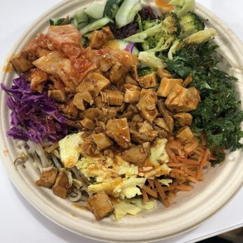 BIBIBOP Asian Grill - Spicy chicken with purple rice bowl with veg toppings - Asian Fusion Near Me - Hilliard, Ohio BIBIBOP Asian Grill - Spicy chicken with purple rice bowl with veg toppings - Asian Fusion Near Me - Hilliard, Ohio