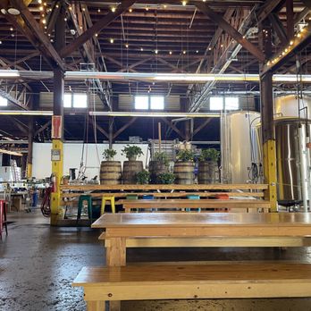 Brouwerij West - Inside a brewery with tables and benches - Breweries Near Me - San Pedro, California Brouwerij West - Inside a brewery with tables and benches - Breweries Near Me - San Pedro, California