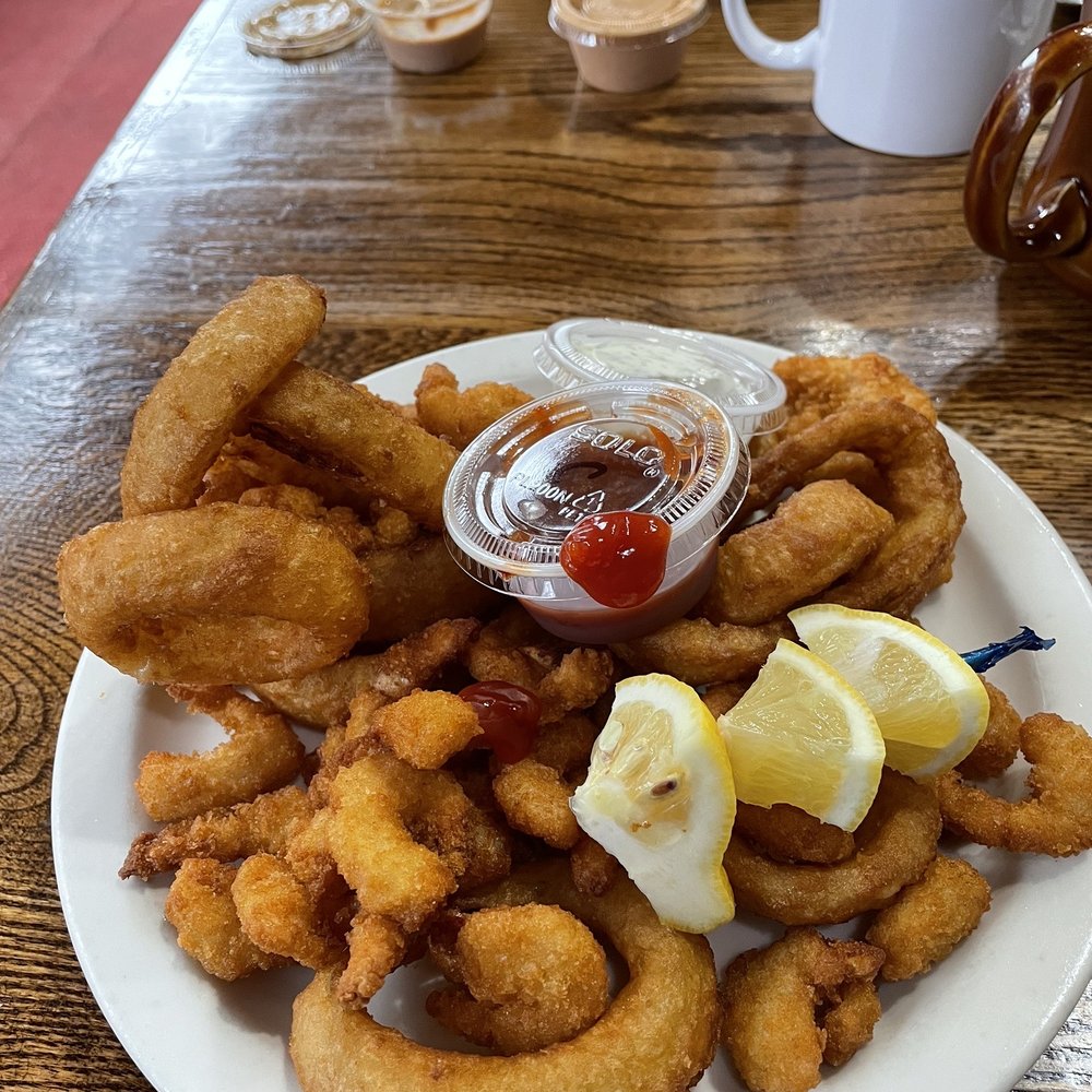 Charlie's Cafe - Popcorn shrimp and onion rings  2/5/23 - American Near Me - Enumclaw, Washington