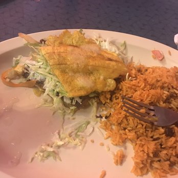 Papa's Cache Sabroso - Arroz con gandules and a steak jibarito - Latin American Near Me - Chicago, Illinois