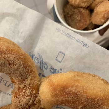 Wetzel's Pretzels - Pretzels Near Me - Downey, California