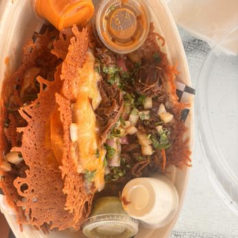 LA Bangin' Tacos - Queda birria tacos - Food Trucks Near Me - Sacramento, California LA Bangin' Tacos - Queda birria tacos - Food Trucks Near Me - Sacramento, California
