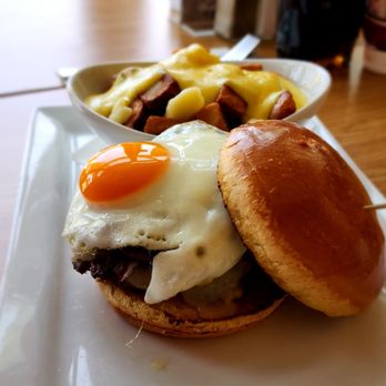 Pür & Simple - Smash Burger and Breakfast Poutine - Breakfast & Brunch Near Me - Port Coquitlam, British Columbia Pür & Simple - Smash Burger and Breakfast Poutine - Breakfast & Brunch Near Me - Port Coquitlam, British Columbia