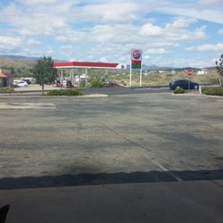 Taylors 76 - View from across the street