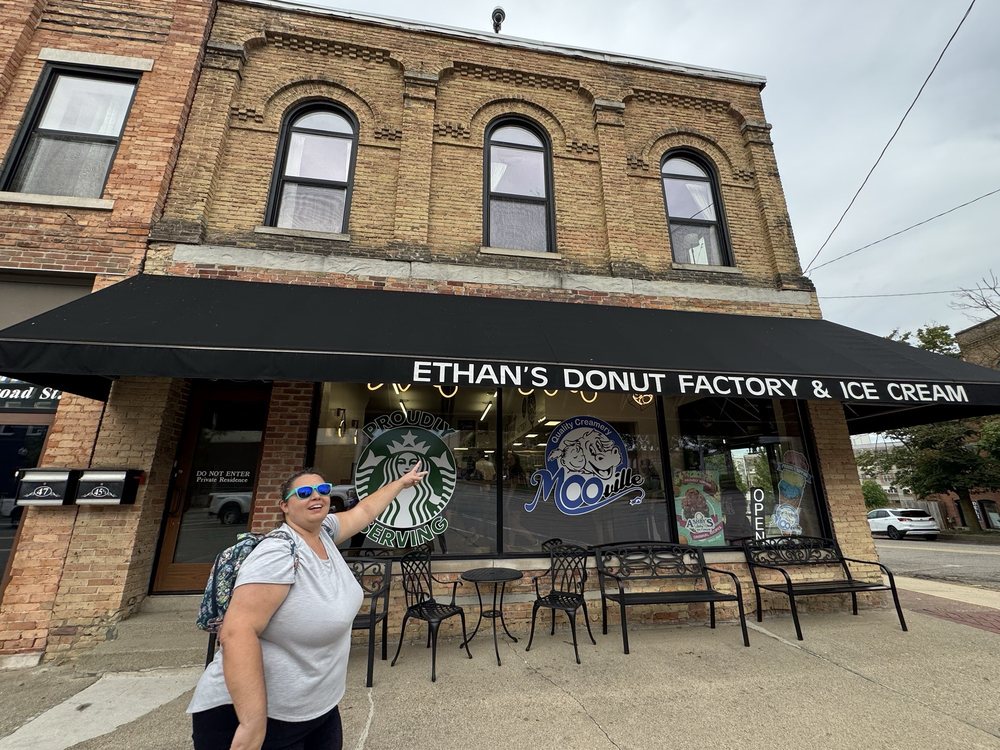 Ethan’s Donut Factory Logo
