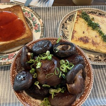 The Wayland Mill - Japanese American breakfast - toast, egg, shiitake mushrooms - Coffee & Tea Near Me - Seattle, Washington The Wayland Mill - Japanese American breakfast - toast, egg, shiitake mushrooms - Coffee & Tea Near Me - Seattle, Washington