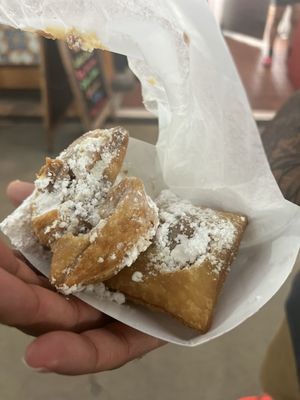 LORETTA AUTHENTIC PRALINES - Updated October 2024 - 25 Photos & 12