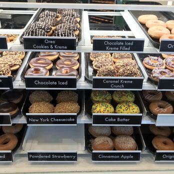 Krispy Kreme - Desserts Near Me - Toronto, Ontario