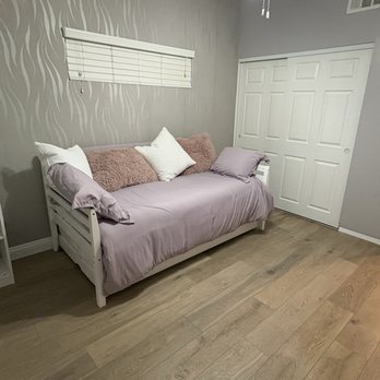 Falcon Floor Installers - Flooring Near Me - Tarzana, California