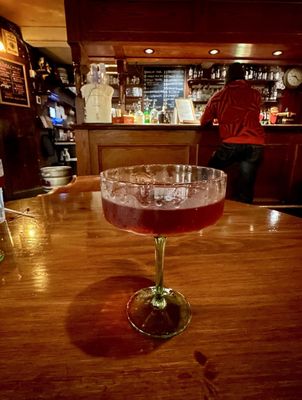 The Moon and Sixpence by null