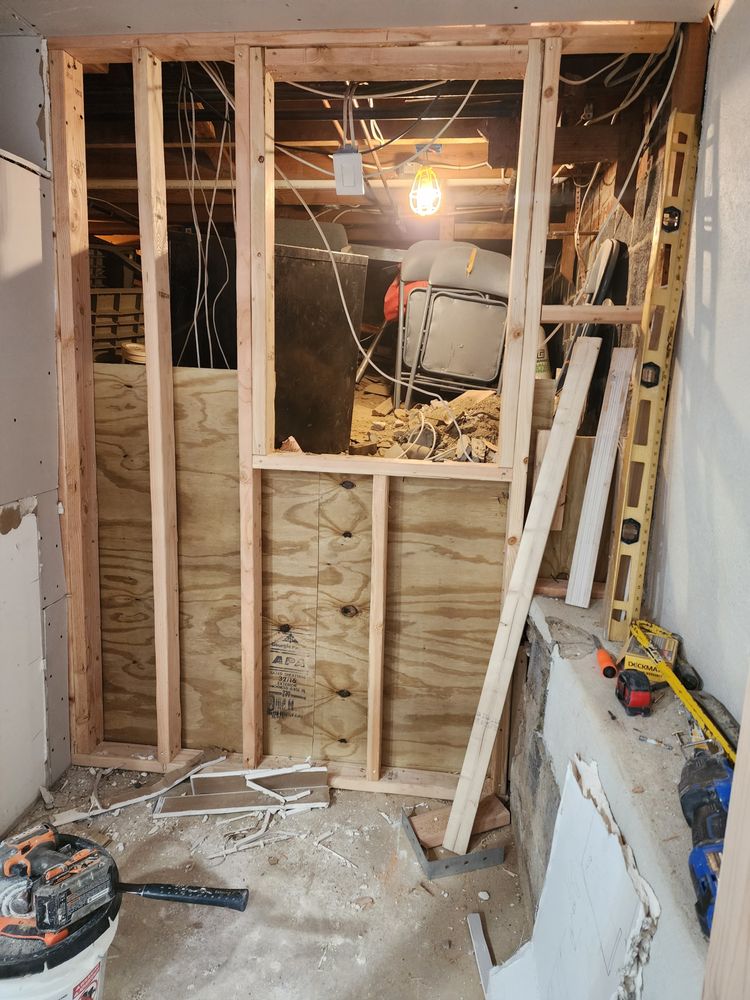 Slide of Salazar Construction