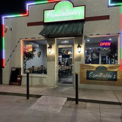 Esmeraldas Taco Shop - Front of restaurant.