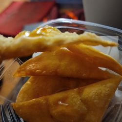 Spring Asian Cuisine - Golden triangles