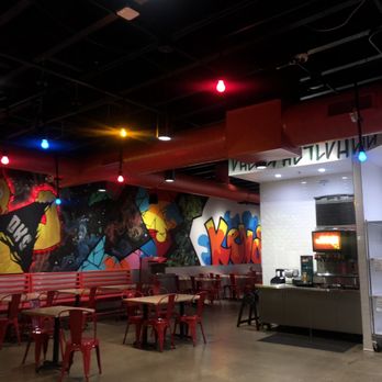 Dave's Hot Chicken - Chicken Shop Near Me - Kenosha, Wisconsin