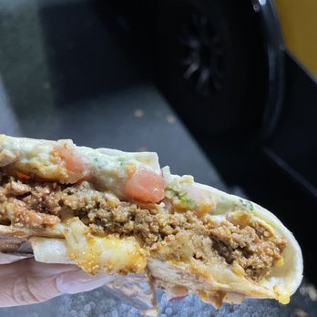 Pucker Up Old Skool Lemonade - Vegan Crunchwrap! - Food Trucks Near Me