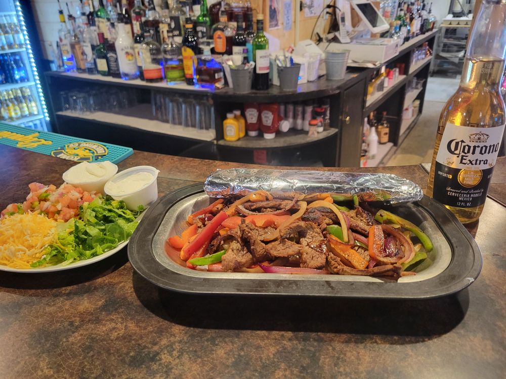 ANTELOPE CREEK BAR AND GRILL Updated June 2024 102 Mooreton Ave