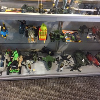 bobakhan toys & collectibles