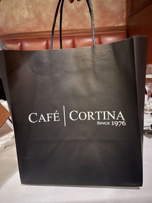 Cafe Cortina by null