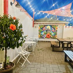 Raices Boricuas Restaurant lounge