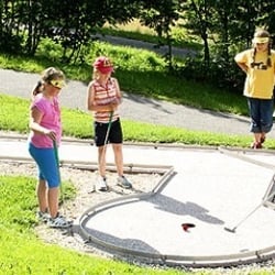 Hündle-Bahn - Minigolf