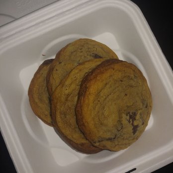 The Inn on First - Chocolate chunk cookies - Bed & Breakfast Near Me - Napa, California