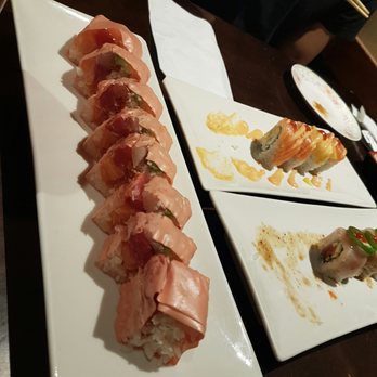 Chobop - Don't order the pink one... it wasn't as delicious - Sushi Bars Near Me - Costa Mesa, California