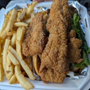 Bayseas Catfish House - Catfish poboy - Southern Near Me - San Antonio, Texas