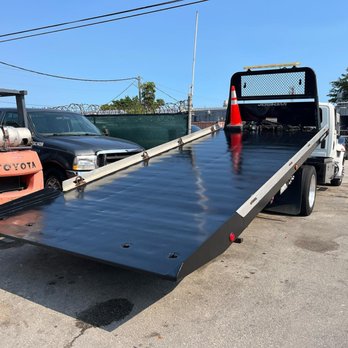All Wheels Roadside Services - car towing company - Towing Near Me