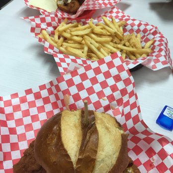 Zo's Good Burger E. Dearborn - Halal Near Me - Dearborn, Michigan Zo's Good Burger E. Dearborn - Halal Near Me - Dearborn, Michigan