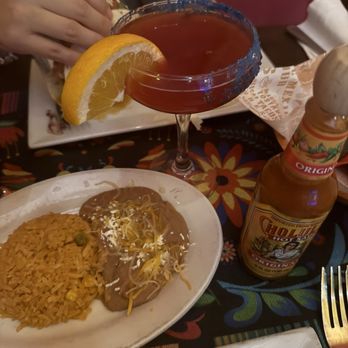 Viva Margarita - Don't order drinks containing the house mezcal. It tastes like motor oil - Mexican Near Me - Wallington, New Jersey Viva Margarita - Don't order drinks containing the house mezcal. It tastes like motor oil - Mexican Near Me - Wallington, New Jersey