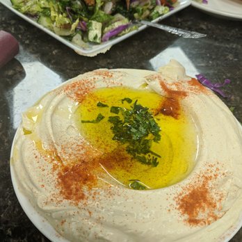 Hamido Restaurant - Hummus - Lebanese Near Me - Dearborn, Michigan