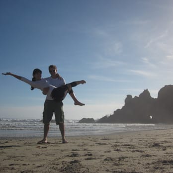 Pfeiffer Beach - empty pffeiffer beach on a double-road closure romanitc weekend gettaway - Beaches Near Me - Big Sur, California Pfeiffer Beach - empty pffeiffer beach on a double-road closure romanitc weekend gettaway - Beaches Near Me - Big Sur, California