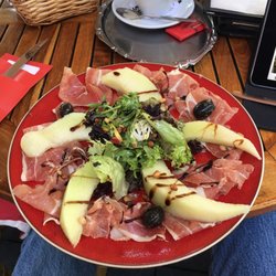 Eetcafe Rekko - Serrano ham with melon...