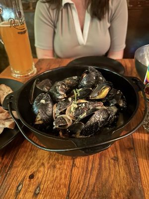 St. Arnold's Mussel Bar by null