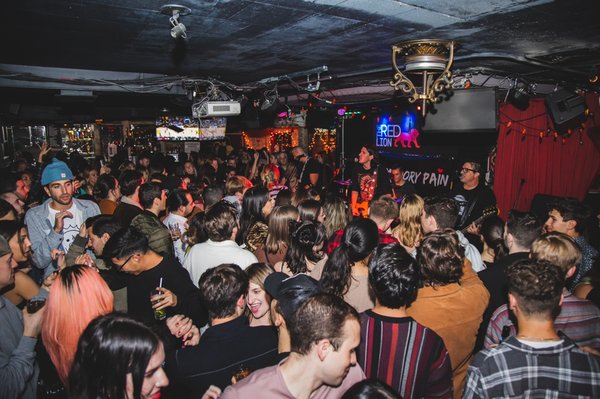 The Red Lion | NYC by null