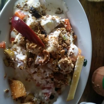 100% Natural - Salad Near Me - Acapulco, GRO